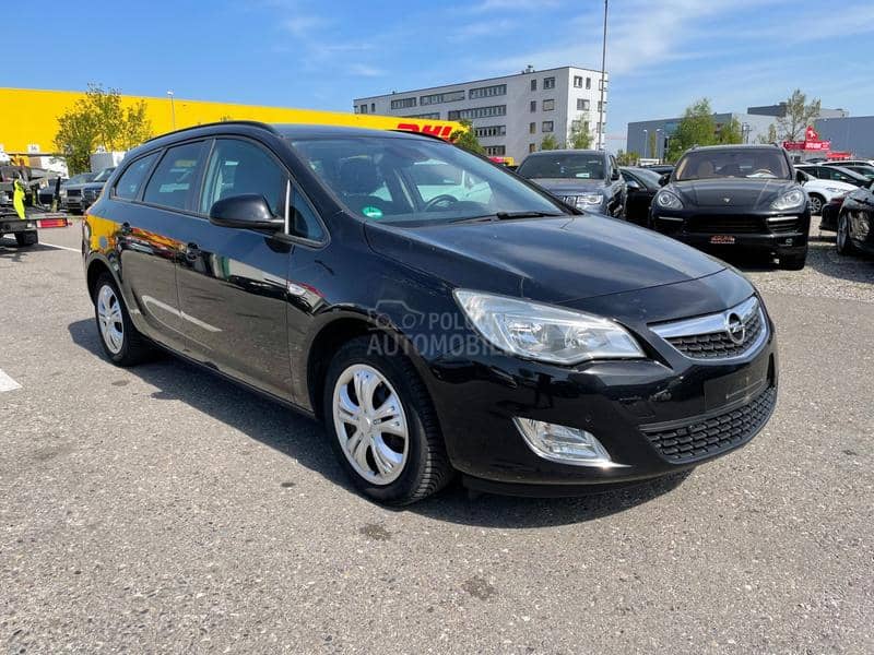 https://www.polovniautomobili.com/auto-oglasi/19931952/opel-astra-j-14i-sports-tourer